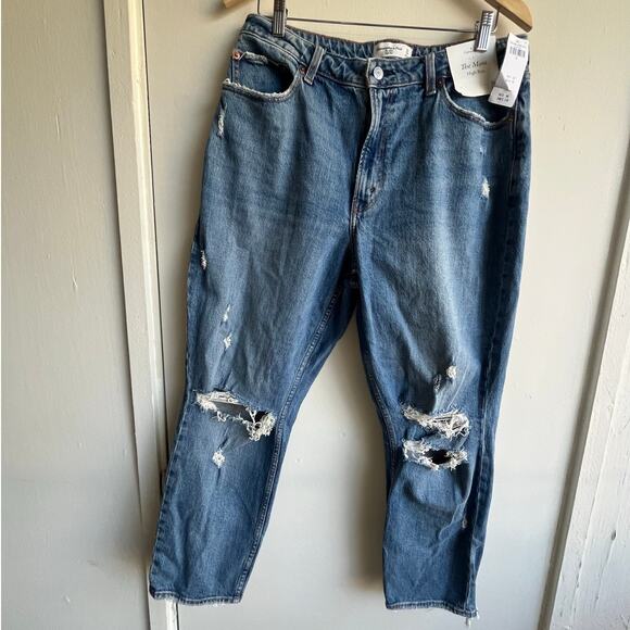 Abercrombie & Fitch Curve Love The Mom High Rise Jeans Blue size 32 14R $99 NWT - Picture 10 of 10